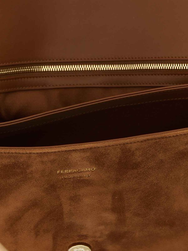 Schultertasche - Braun shop online: FERRAGAMO