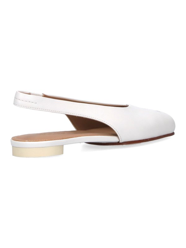 フラットシューズ - 白 shop online: MM6 MAISON MARGIELA