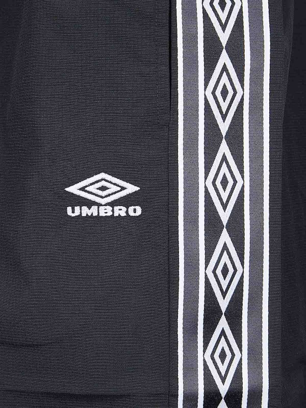 The Best Shops UMBRO: Shorts - Shorts - Negro