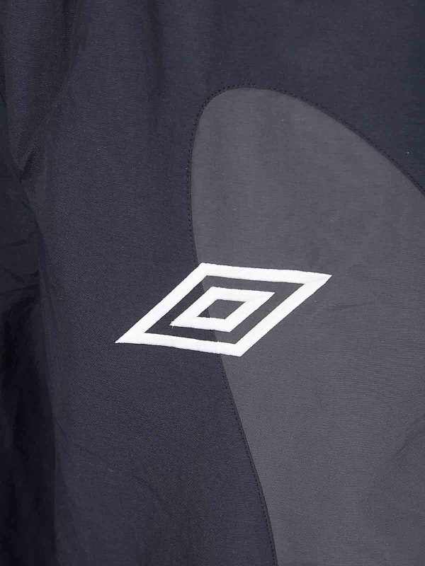 The Best Shops UMBRO: Pantalons de survêt.mes
nt  - Pantalons De Sport - Noir