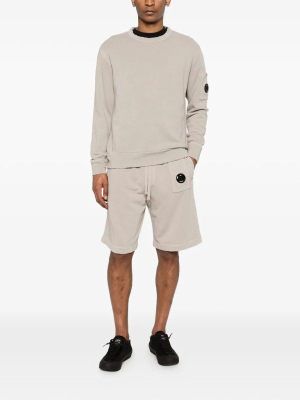 C.P. COMPANY: トラウザーショーツ online - ショートパンツ - ライトグレー