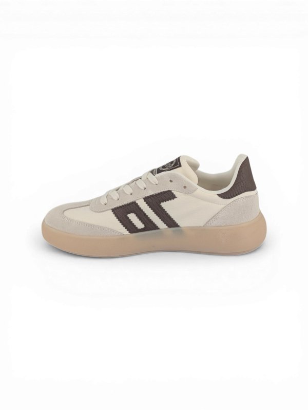 BACK 70: Chaussures de sport online - Baskets - Marron