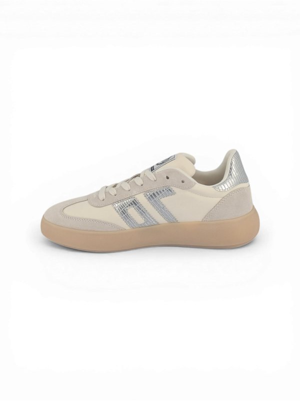 BACK 70: trainers online - Silver Sneakers