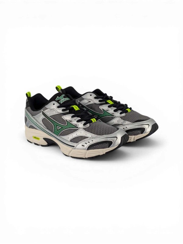 The Best Shops MIZUNO: Chaussures de sport - Baskets - Argent