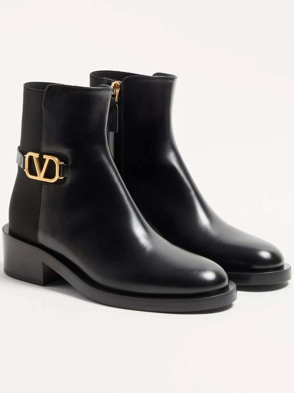 VALENTINO GARAVANI: ブーティー online - アンクルブーツ - 黒