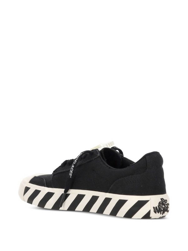 OFF-WHITE: Chaussures de sport online - Baskets - Noir