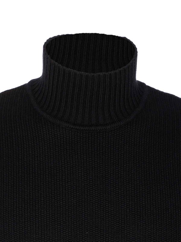 クルーネック - 黒 shop online: STONE ISLAND
