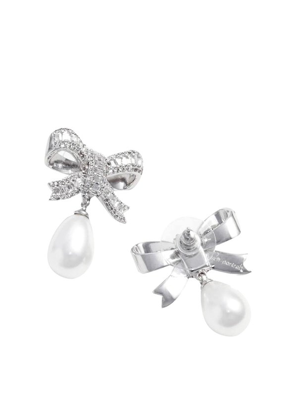 Self Portrait: Boucles d