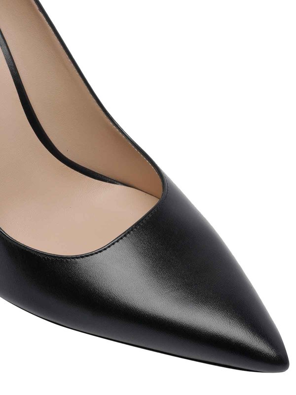 Scollatura Stuart Power shop online: Stuart Weitzman