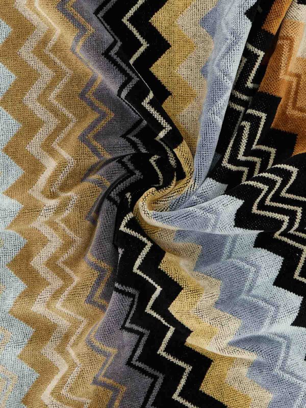 The Best Shops MISSONI: blankets & throws - 5-Piece Set