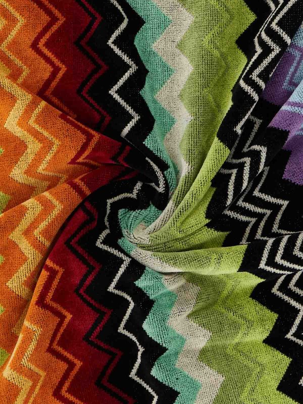 The Best Shops MISSONI: blankets & throws - 5-Piece Set