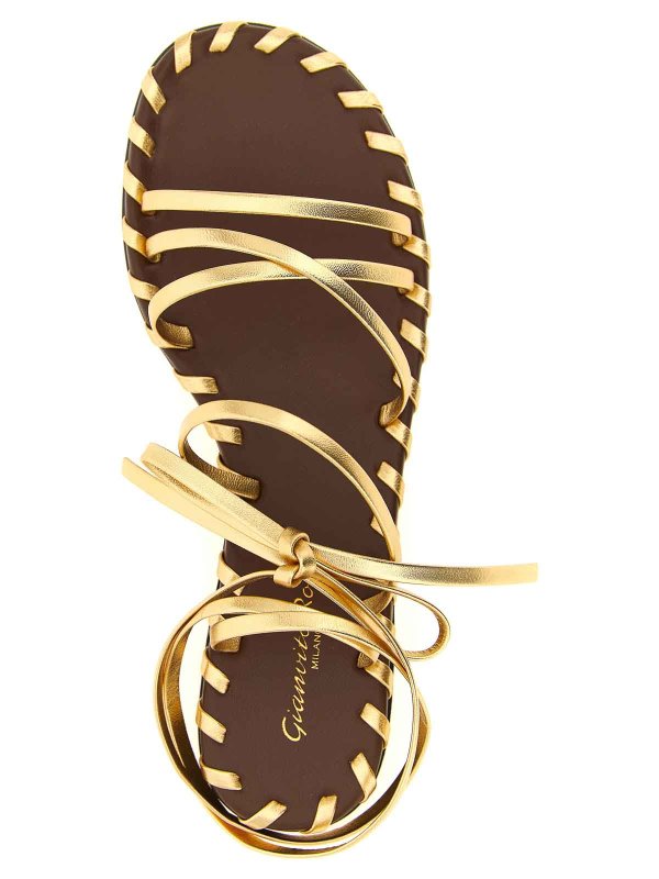 サンダル - 金 shop online: Gianvito Rossi