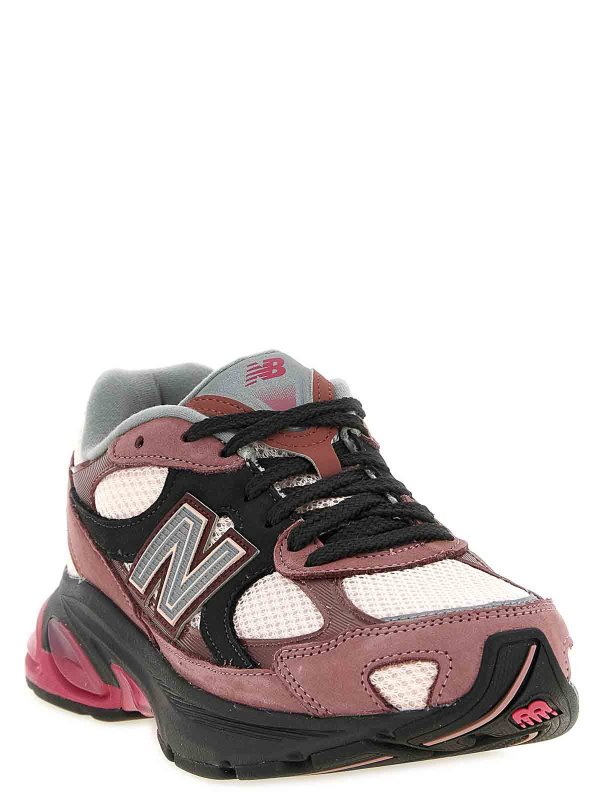 NEW BALANCE: スニーカー online - スニーカー - ヌードカラー