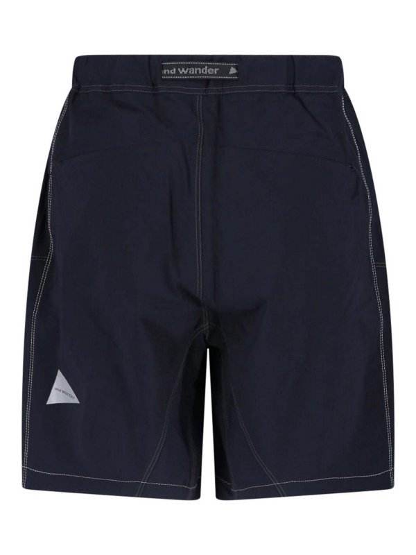 AND WANDER: Shorts online - Short - Noir
