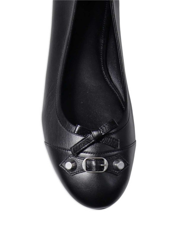 フラットシューズ - 黒 shop online: BALENCIAGA
