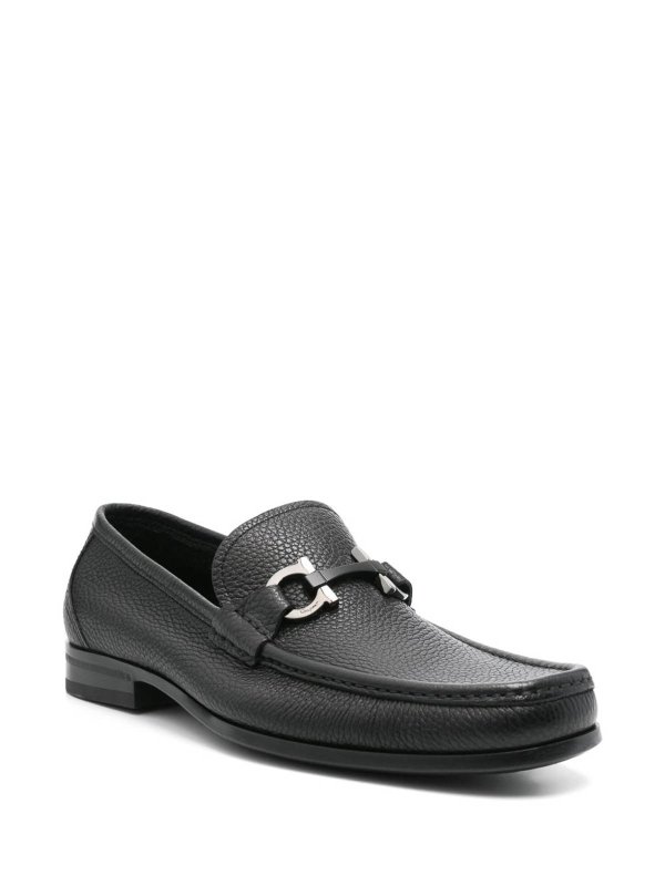 The Best Shops SALVATORE FERRAGAMO: ロファー＆スリッパ - ローファー - 黒