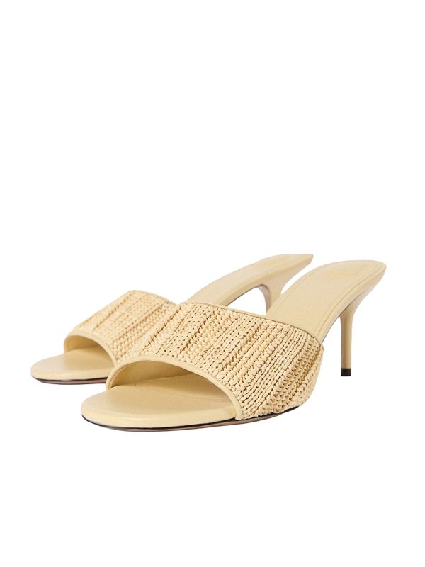 JACQUEMUS: Zapatos chinelas online - Chinelas - Marrón