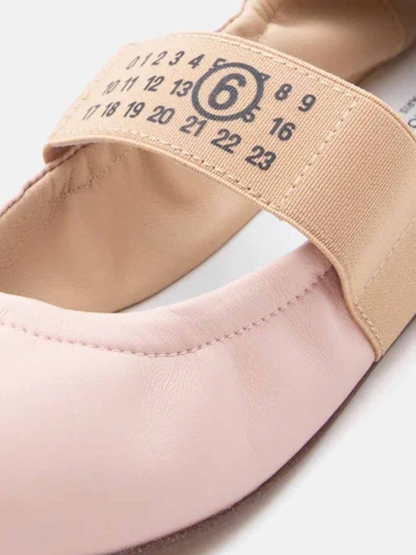 The Best Shops MM6 MAISON MARGIELA: フラットシューズ - フラットシューズ - ヌードカラー