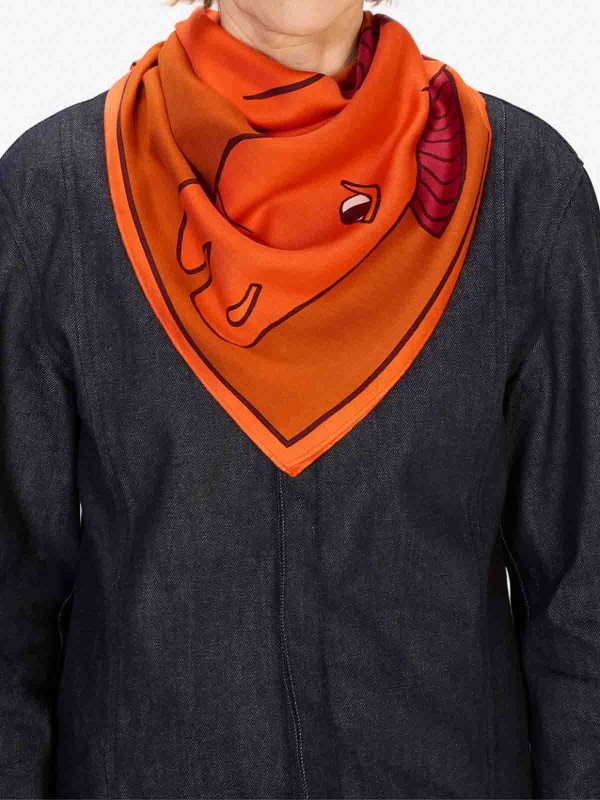 The Best Shops INOUI EDITION: Stoles & Shawls - Cavale Carr