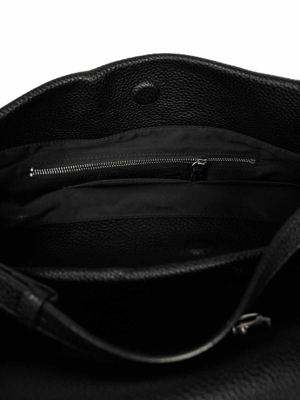 ショルダーバッグ - 黒 shop online: KARL LAGERFELD