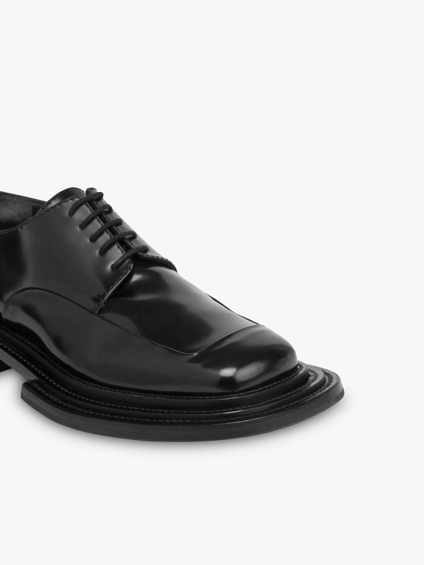 Derby shop online: MOSCHINO