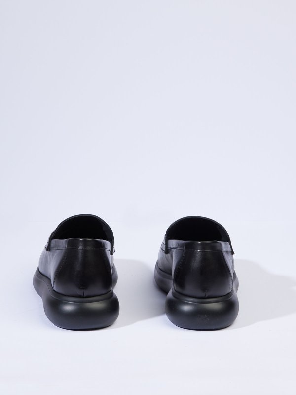 ローファー - 黒 shop online: KARL LAGERFELD