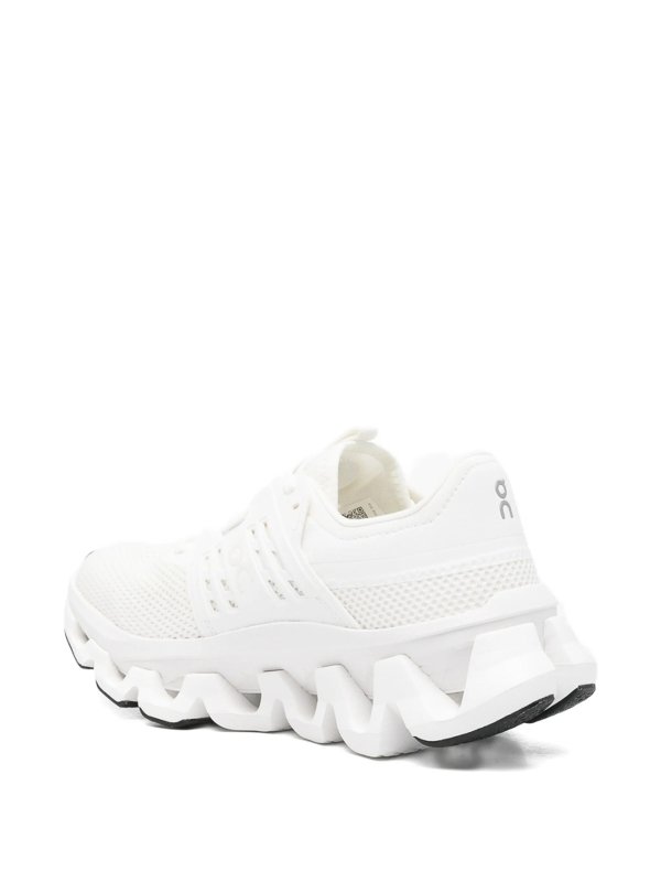 ON RUNNING: Chaussures de sport online - Baskets - Blanc