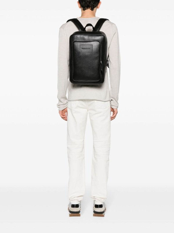 バックパック - 黒 shop online: EMPORIO ARMANI