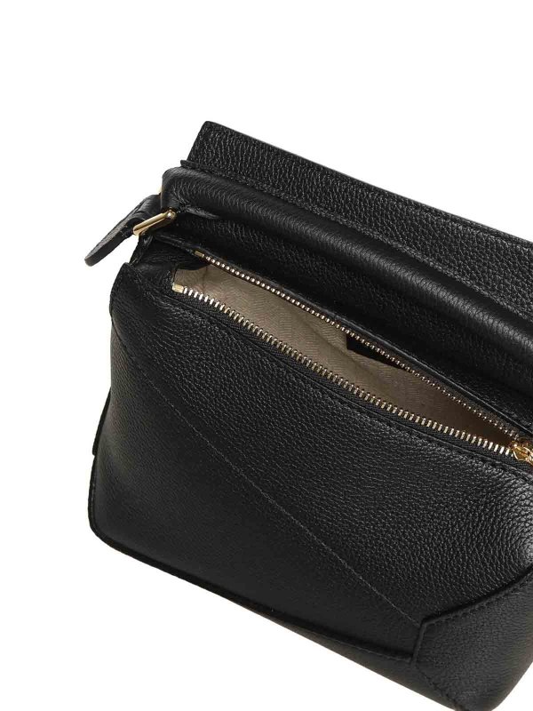 The Best Shops LOEWE: クロスボディバッグ - クロスボディバッグ - 黒
