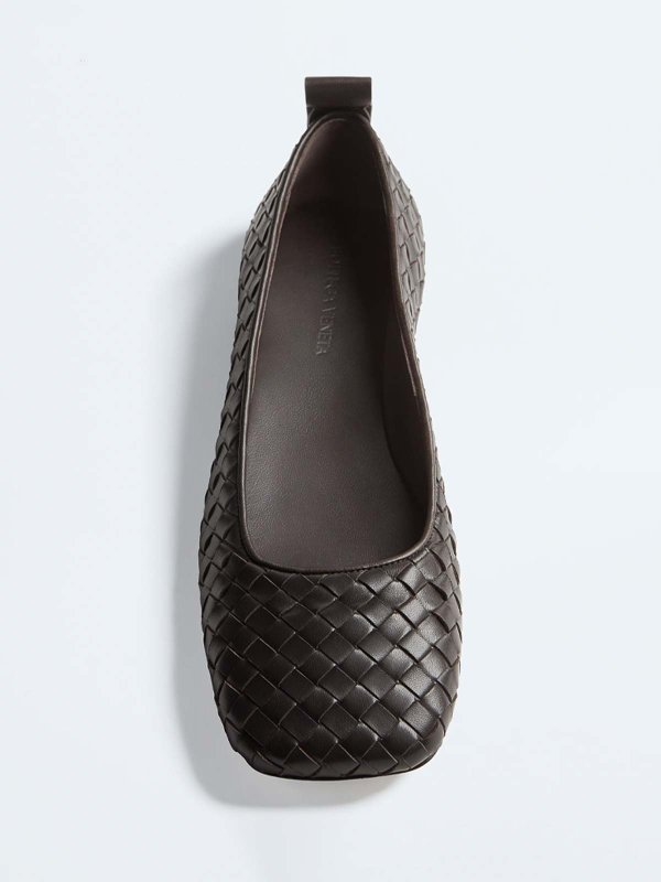 BOTTEGA VENETA: フラットシューズ online - フラットシューズ - ブラウン