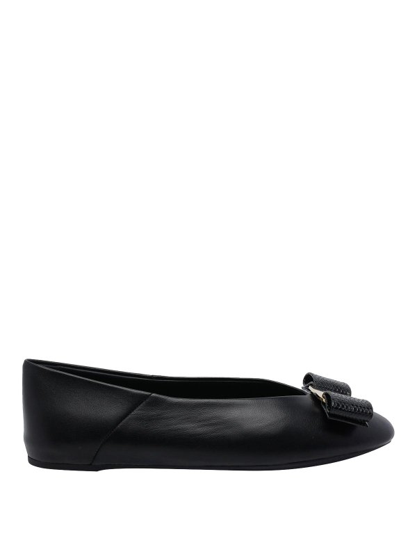 SALVATORE FERRAGAMO: フラットシューズ - フラットシューズ - 黒