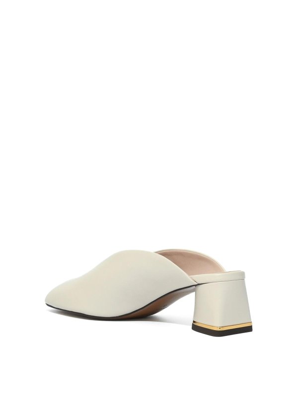 COCCINELLE: Zapatos chinelas online - Chinelas - Marrón