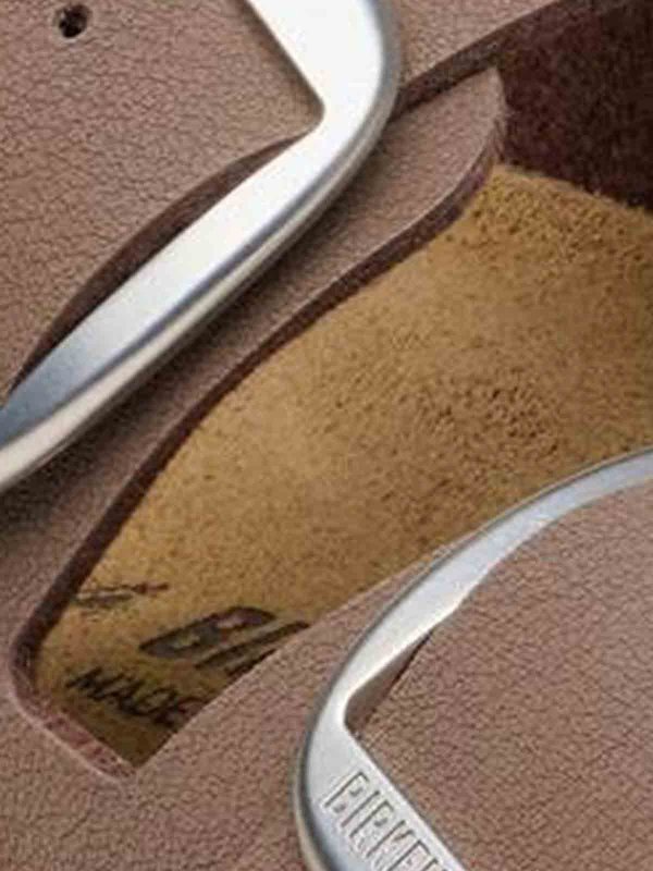 The Best Shops BIRKENSTOCK: サンダル - サンダル - ブラウン