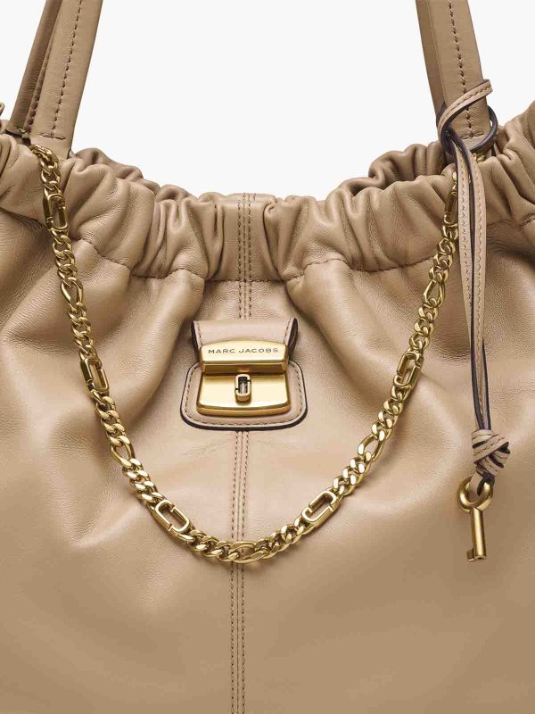 The Best Shops MARC JACOBS: Shopper - Camel