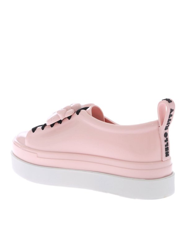 Be + Hello Kitty Ad shop online: MELISSA