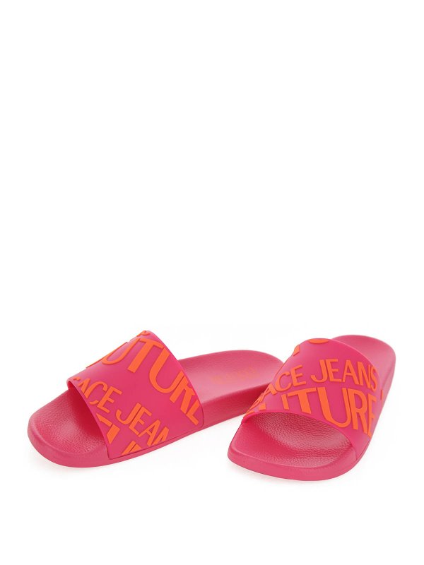 Slide logo shop online: VERSACE JEANS