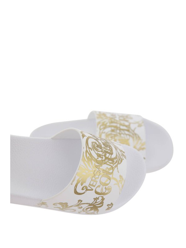 Baroque Slide logo shop online: VERSACE JEANS