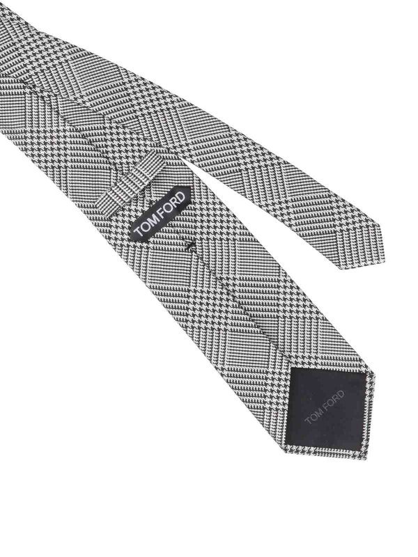 The Best Shops TOM FORD: ties & bow ties - Printed silk tie