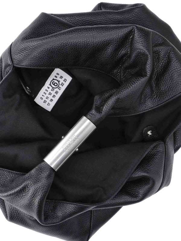 ショルダーバッグ - 黒 shop online: MM6 MAISON MARGIELA