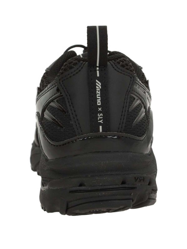 MIZUNO: Chaussures de sport online - Baskets - Noir