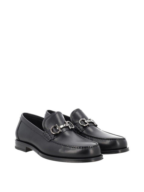 SALVATORE FERRAGAMO: ロファー＆スリッパ online - ローファー - 黒