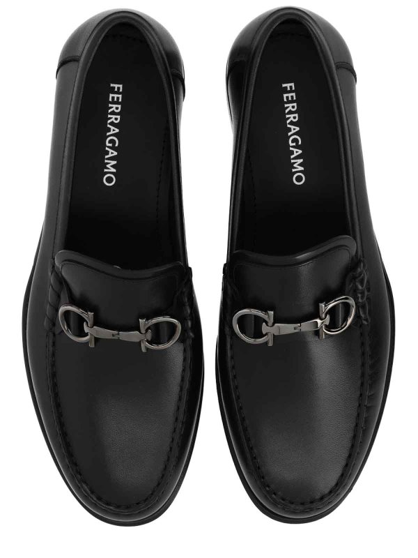 SALVATORE FERRAGAMO buy online ローファー - 黒