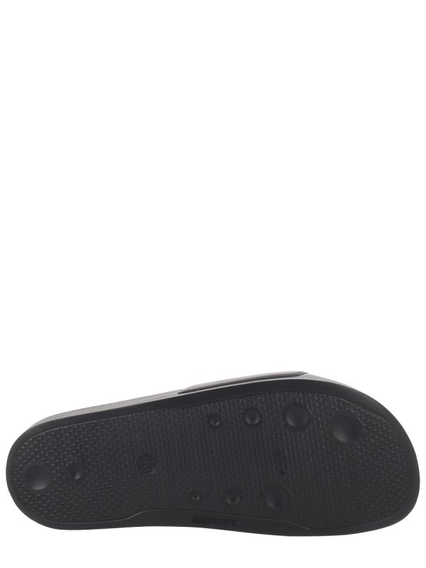 The Best Shops m.s.g.m.: Slide With Logo