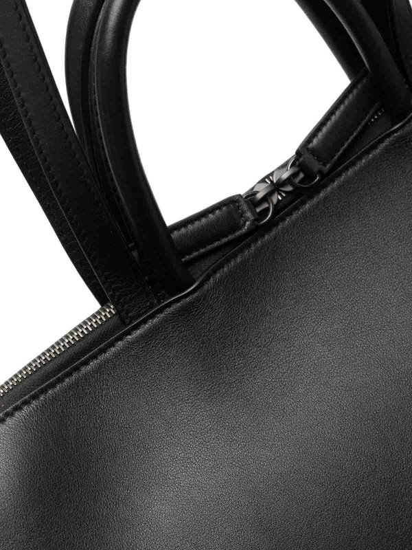 ショルダーバッグ - 黒 shop online: Marsèll