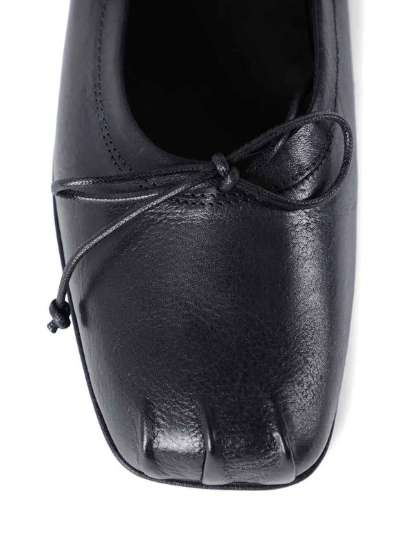 The Best Shops ANN DEMEULEMEESTER: フラットシューズ - フラットシューズ - 黒