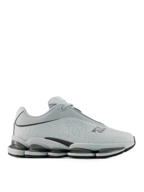 NEW BALANCE: Chaussures de sport - Baskets - Gris