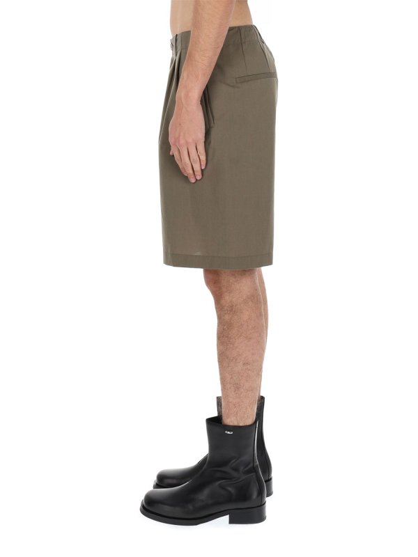 ショートパンツ - 緑 shop online: OUR LEGACY
