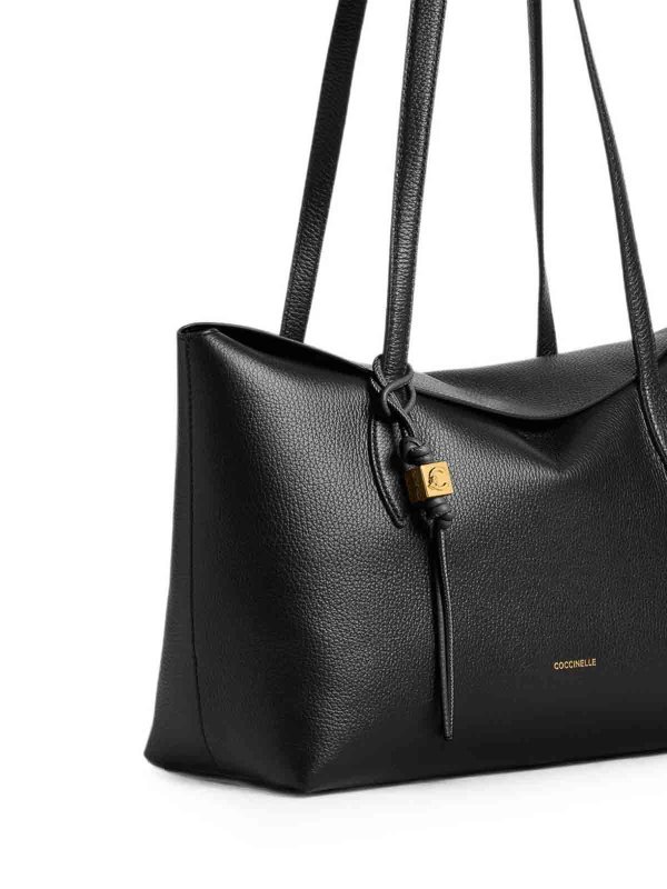 Shopper - Schwarz shop online: COCCINELLE