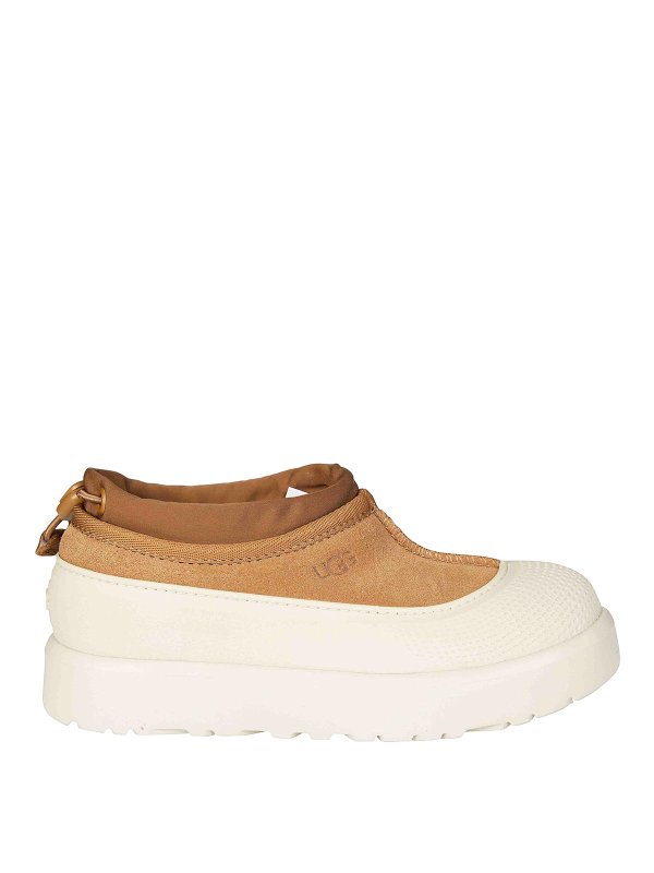 UGG: Mocassins & Chaussures bateau - Chaussons - Beige