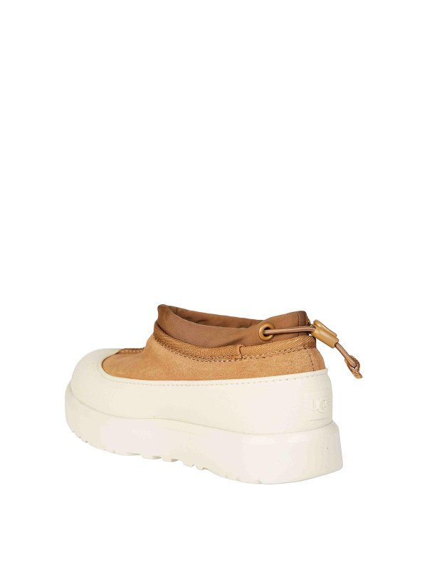 The Best Shops UGG: Mocassins & Chaussures bateau - Chaussons - Beige